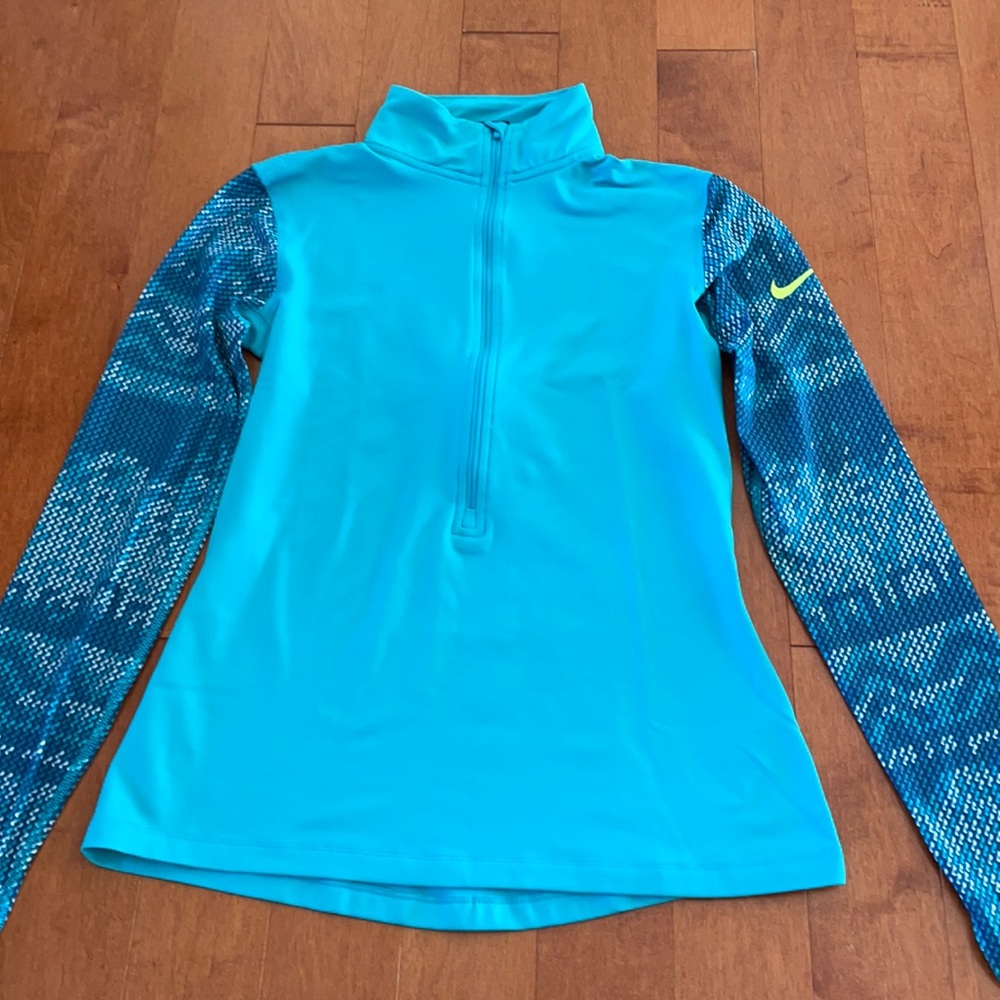 Barely worn teal NIKE half zip